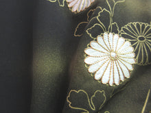 Load image into Gallery viewer, Haori Jacket Vintage(1950-1980) Black Gold Chrysanthemum Silk #7601H4
