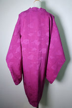 Load image into Gallery viewer, Haori Jacket Vintage(1920-1950) Magenta Folding Fan Silk #8750K1
