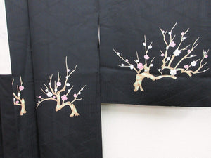 Haori Jacket Vintage(1950-1980) Black Plum blossom Branch Silk #8073A1