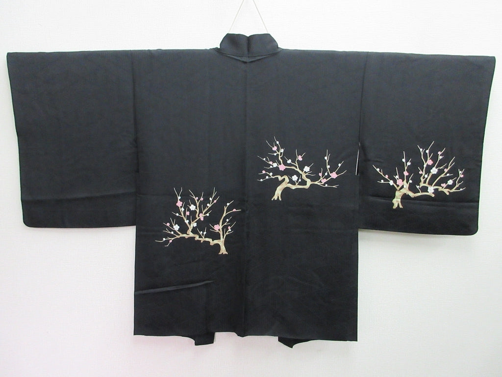 Haori Jacket Vintage(1950-1980) Black Plum blossom Branch Silk #8073A1