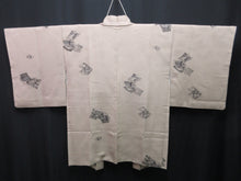 Load image into Gallery viewer, Haori Jacket Vintage(1950-1980) Beige Heian Princess Silk #7605H4
