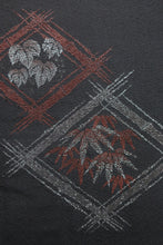 Load image into Gallery viewer, Haori Jacket Vintage(1950-1980) Black Bamboo leaf Chrysanthemum Silk #8424E1

