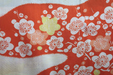 Load image into Gallery viewer, Haori Jacket Vintage(1950-1980) Black Bamboo leaf Chrysanthemum Silk #8424E1
