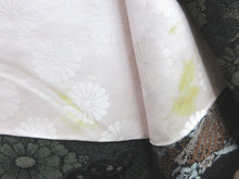 Load image into Gallery viewer, Haori Jacket Vintage(1950-1980) Black Chrysanthemum Silk #7702J4
