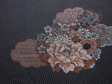 Load image into Gallery viewer, Haori Jacket Vintage(1950-1980) Black Chrysanthemum Silk #7702J4
