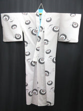 Load image into Gallery viewer, Kimono White Black Bangasa Umbrella Odori Synthetic #8279C1
