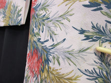 Load image into Gallery viewer, Haori Jacket Vintage(1950-1980) White Leaf Silk #7802K5
