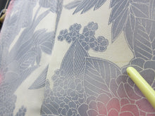 Load image into Gallery viewer, Haori Jacket Vintage(1950-1980) Cream white Light Gray Ajisai Silk #7947M3
