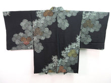 Load image into Gallery viewer, Haori Jacket Vintage(1950-1980)  Black   Glinting Elegant Chrysanthemum  #53

