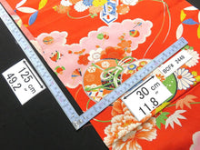 Load image into Gallery viewer, BCF#2449 Silk Kimono Fabric Vintage(1920-1950) Hand Painted Flower    Red    125cm (49.2in)
