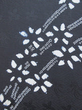 Load image into Gallery viewer, Haori Jacket   Black   Swaying Shibori Flower   #86
